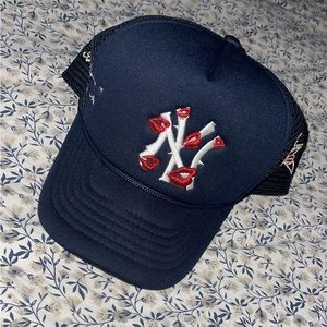 Yankees La Ropa trucker hat